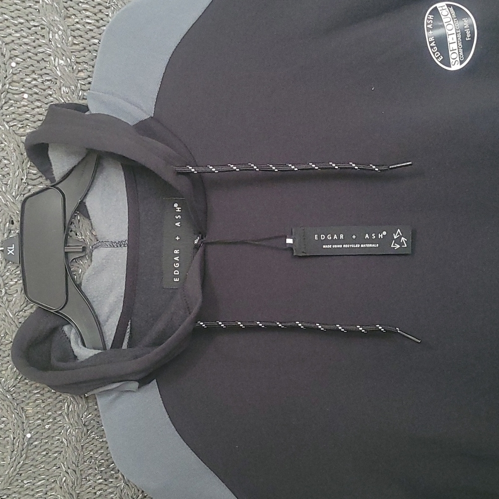 Edgar+Ash Hoodie - Picture 2 of 7